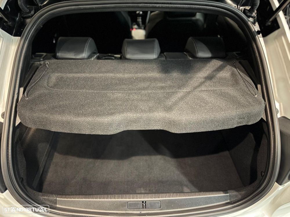 Peugeot 208 PureTech 100 GT Pack - 44