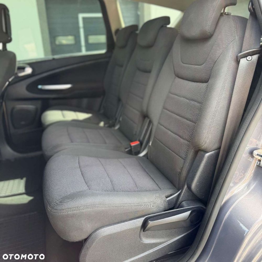 Ford S-Max - 21