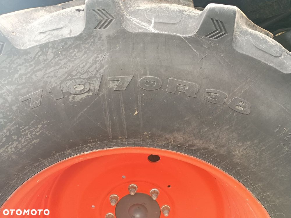 Claas AXION 810 - 10