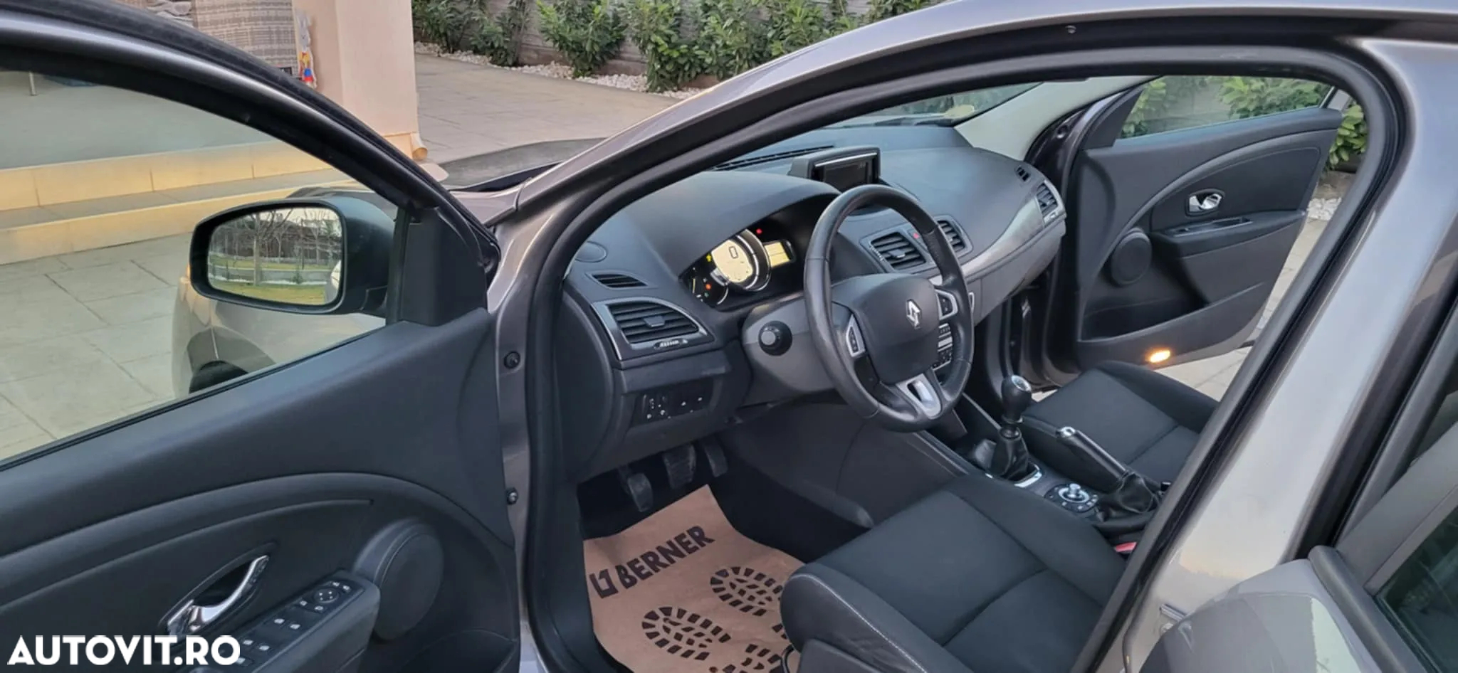 Renault Megane - 12