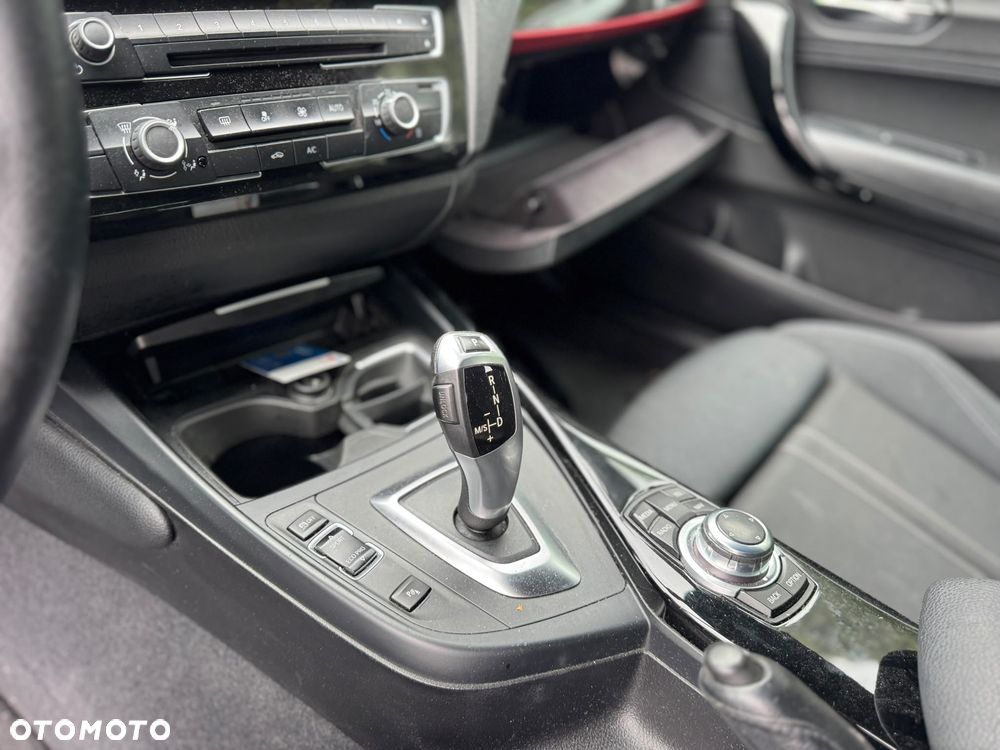 BMW Seria 1 118d Advantage - 12
