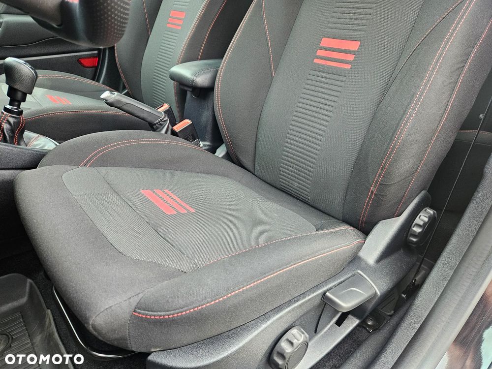 Ford Fiesta 1.0 EcoBoost S&S ST-LINE - 17