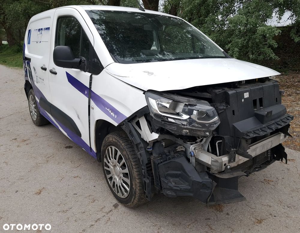 Toyota Proace City - 17