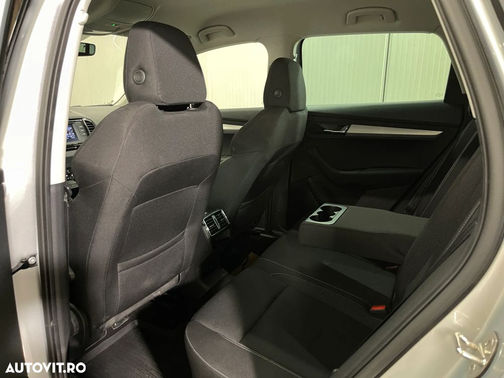 Skoda Karoq 1.5 TSI DSG Ambition - 12