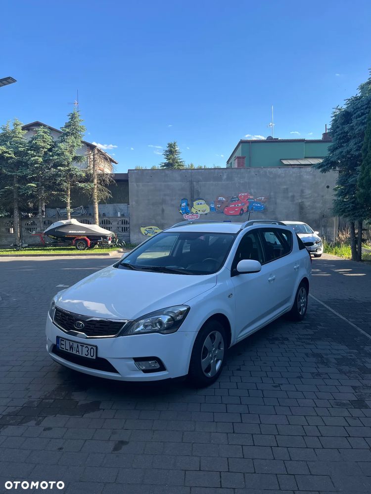 Kia Ceed 1.6 Crdi Comfort + - 1