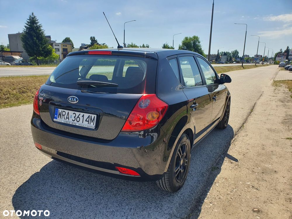 Kia Ceed 1.4 CVVT Attract - 5