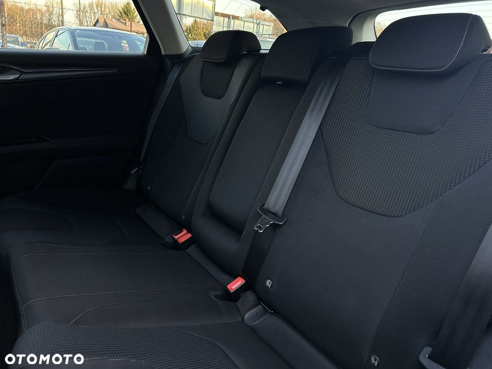 Ford Mondeo 2.0 TDCi Titanium - 39