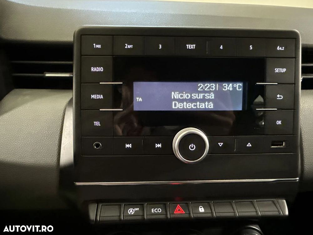 Renault Clio - 17