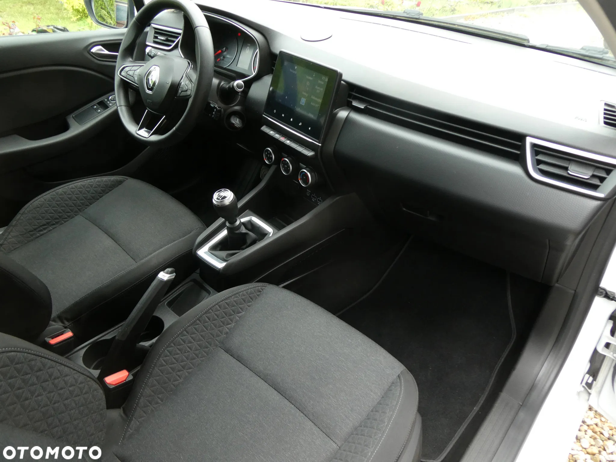 Renault Clio BLUE dCi 85 EXPERIENCE - 15