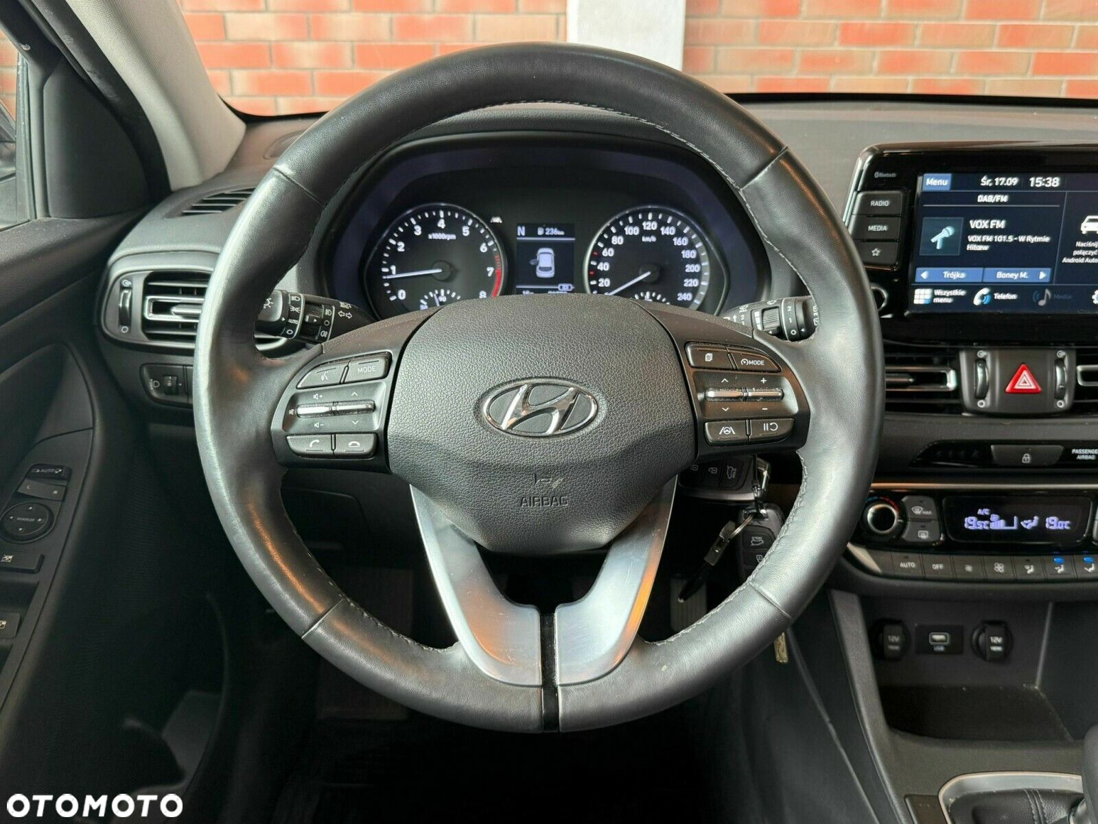 Hyundai i30 - 16