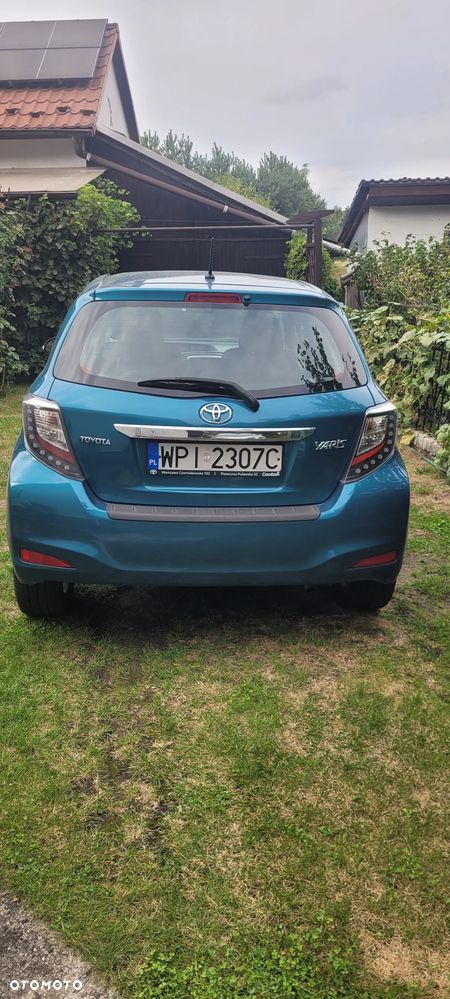 Toyota Yaris 1.33 Premium - 5