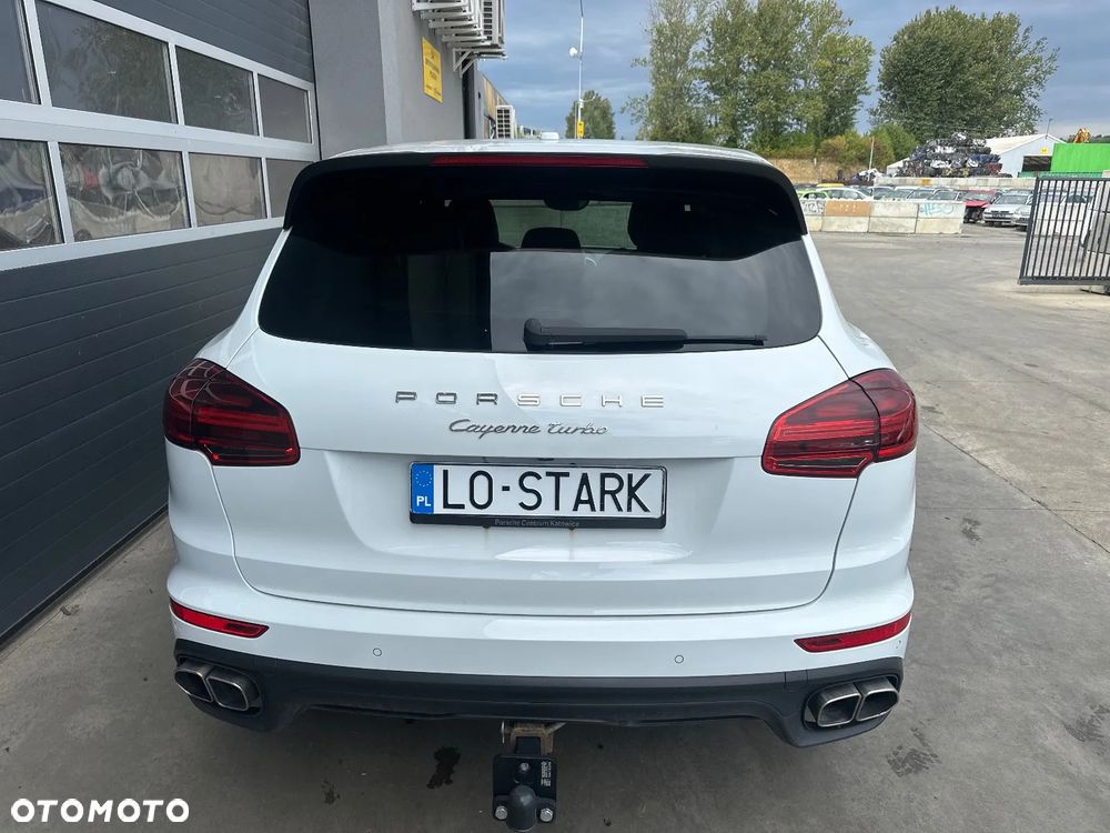 Porsche Cayenne - 3