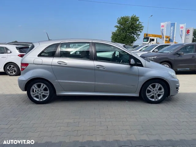 Mercedes-Benz B 170 BlueEFFICIENCY - 13