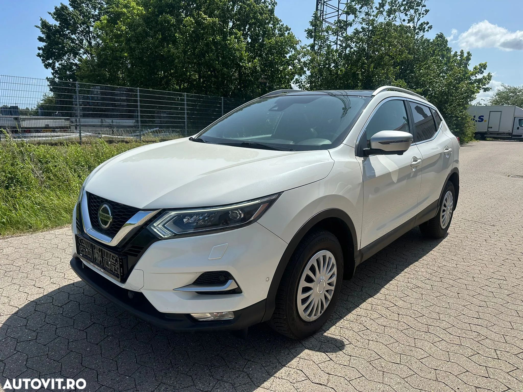 Nissan Qashqai 1.6 DCI TEKNA+ - 1