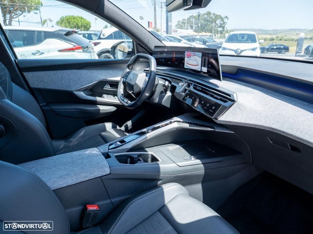Peugeot E-3008 73 kWh GT - 18