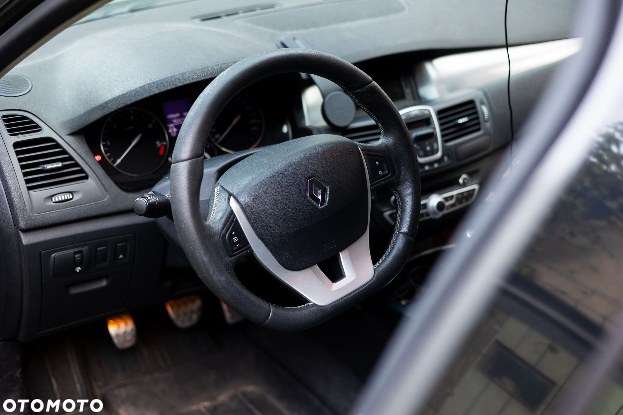 Renault Laguna 2.0 dCi GT Euro5 - 5