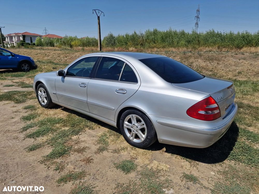 Mercedes-Benz E - 4