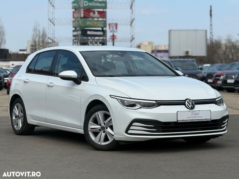 Volkswagen Golf 1.5 eTSI ACT DSG MHEV Style - 4