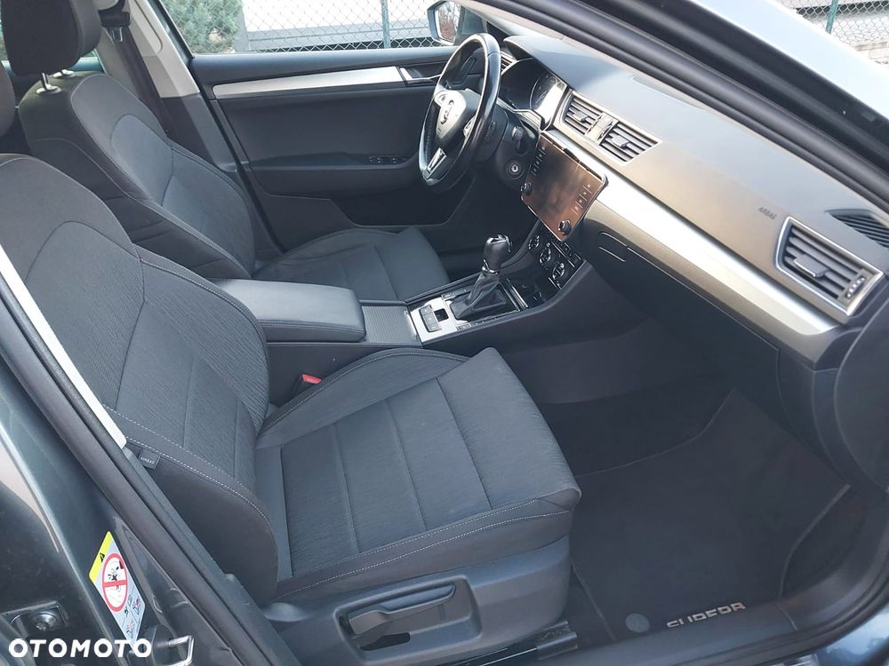 Skoda Superb 2.0 TDI Ambition DSG7 - 13