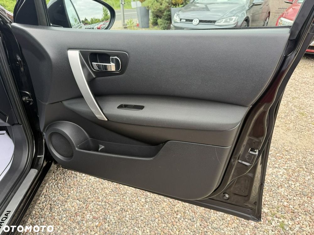 Nissan Qashqai+2 2.0 dCi DPF tekna - 33