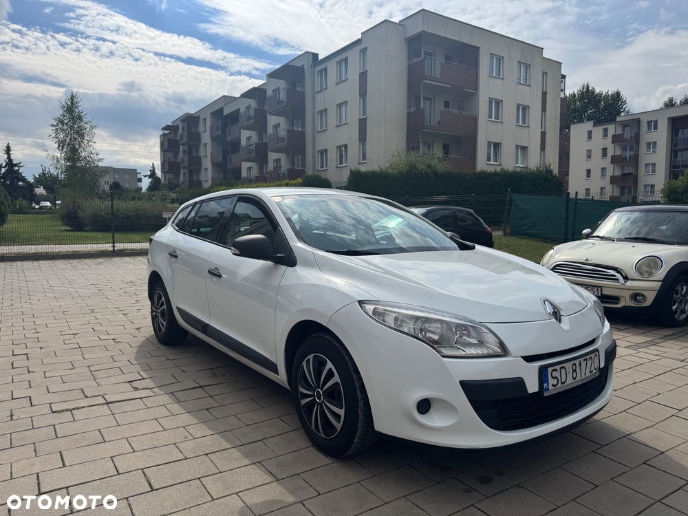 Renault Megane 2011 photo 3