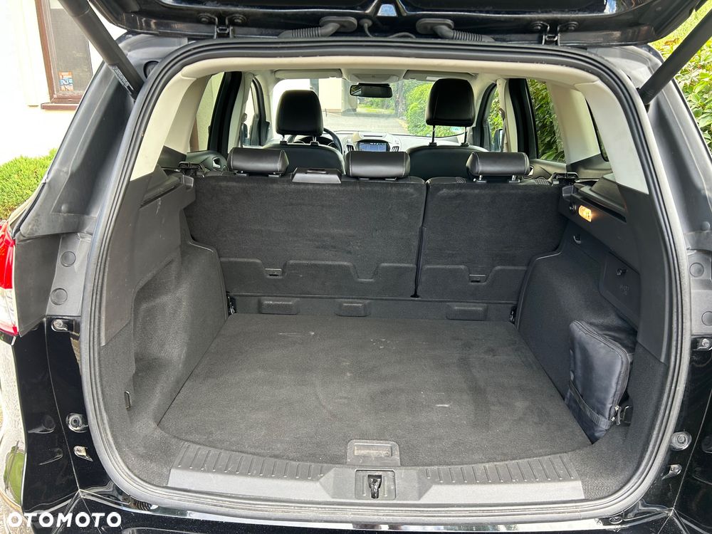 Ford Kuga 2.0 TDCi 4x4 Individual - 25