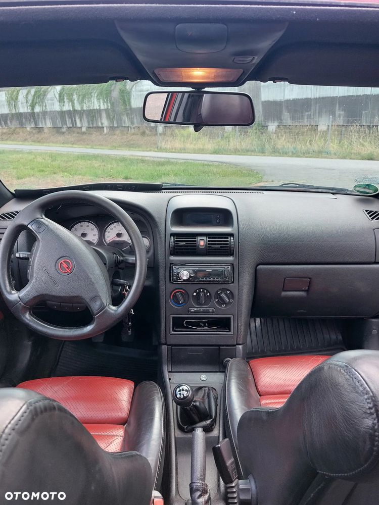 Opel Astra - 16
