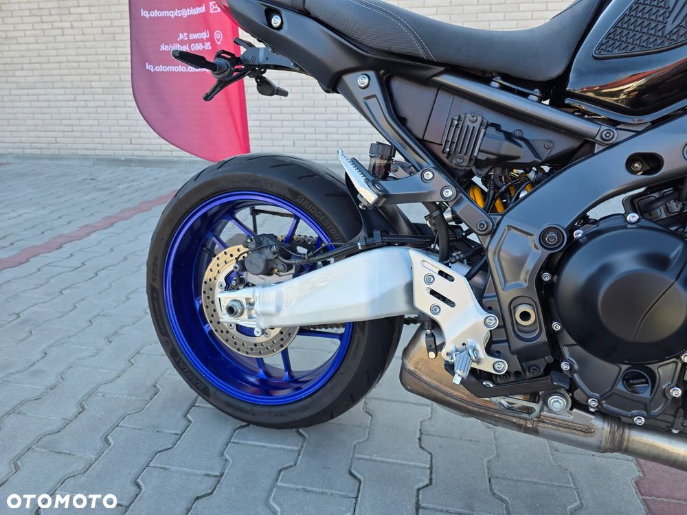 Yamaha MT - 8