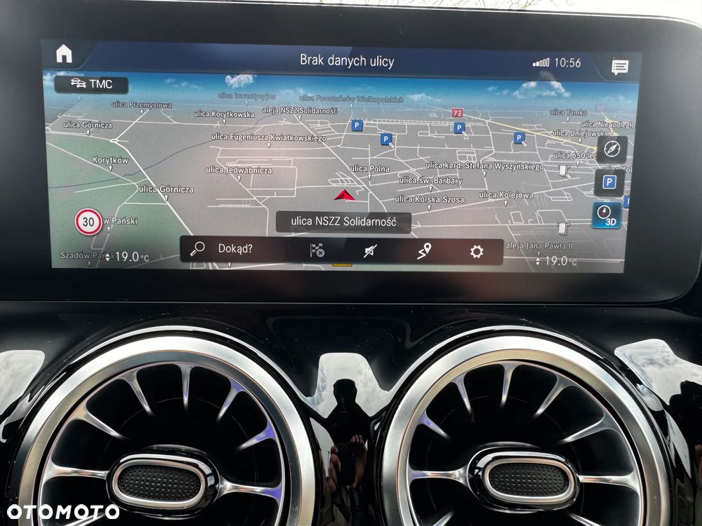 Mercedes-Benz GLA 200 Progressive - 18