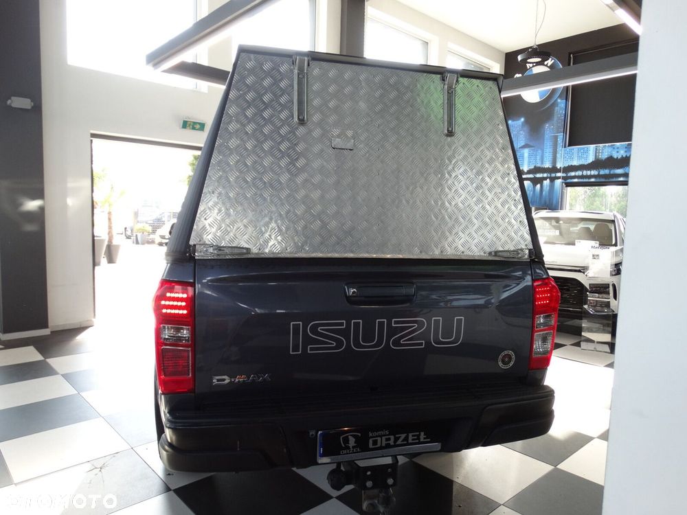 Isuzu D-Max - 5