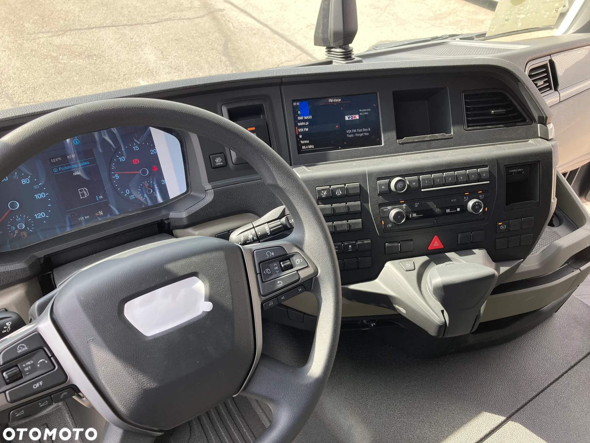 MAN MAN TGL 12.250 4x2 BL CH - 6