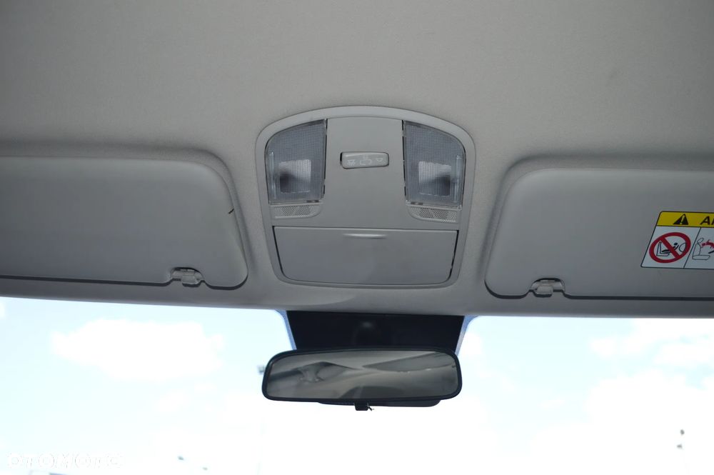 Hyundai i30 1.6 D Comfort - 18