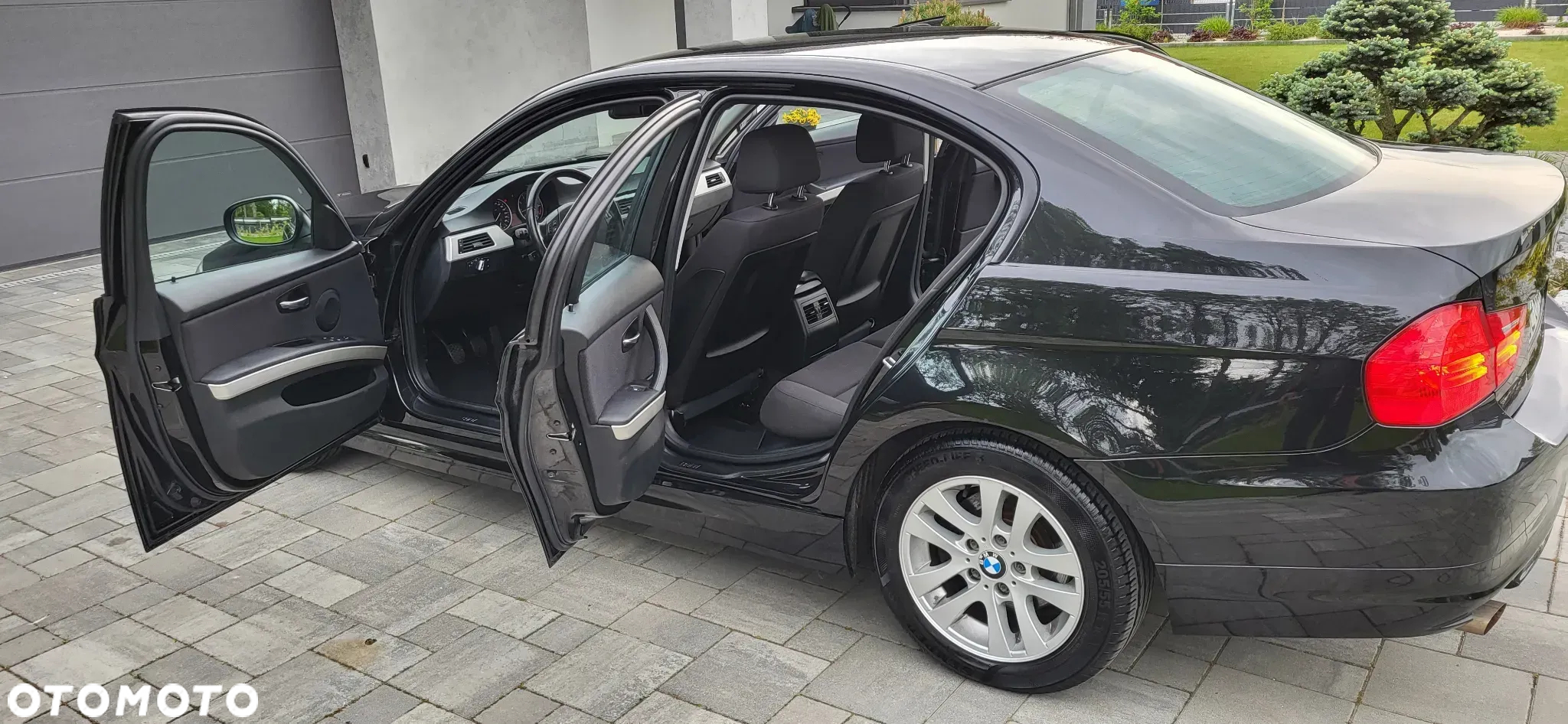 BMW Seria 3 318i - 35
