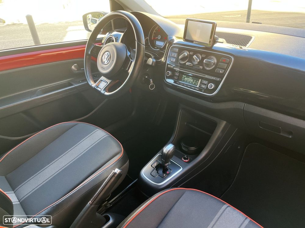 VW Up! 1.0 Groove Auto - 13