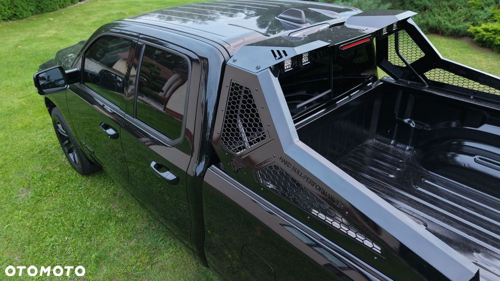 Dodge RAM - 10