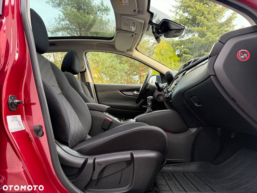 Nissan Qashqai 1.6 DIG-T Tekna - 13