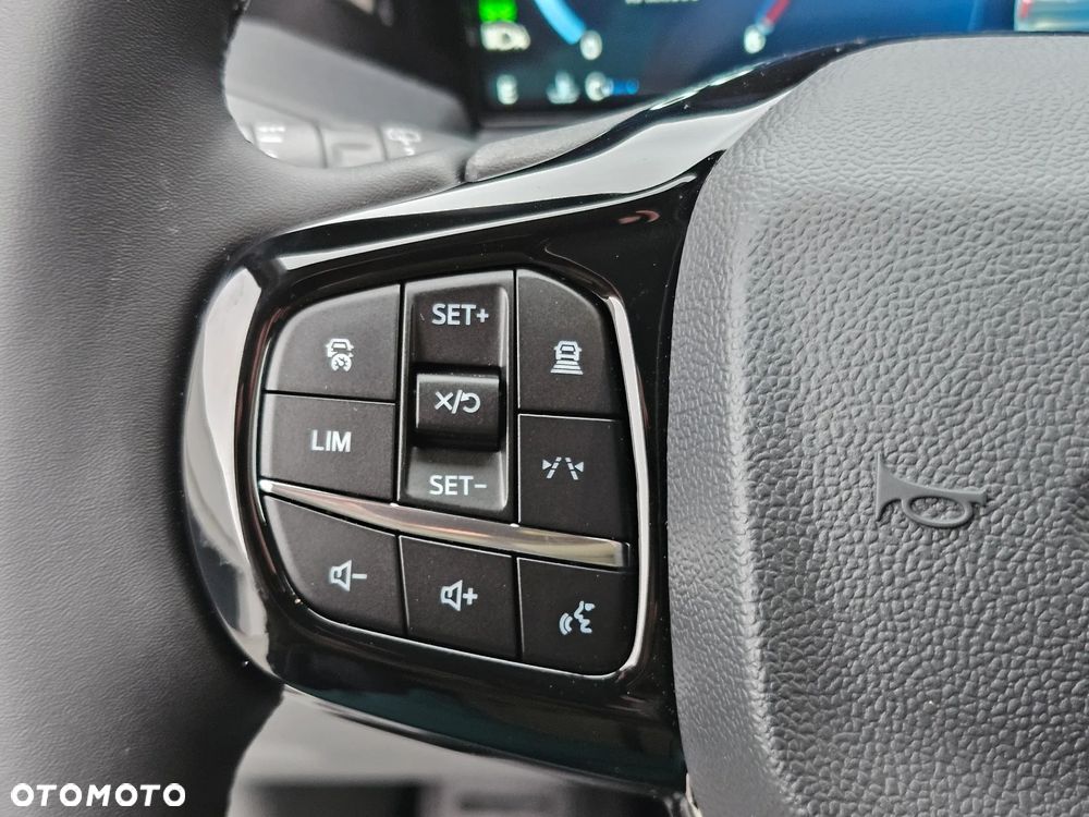 Ford Tourneo Custom 2.0 EcoBlue 320 L2 Titanium - 23