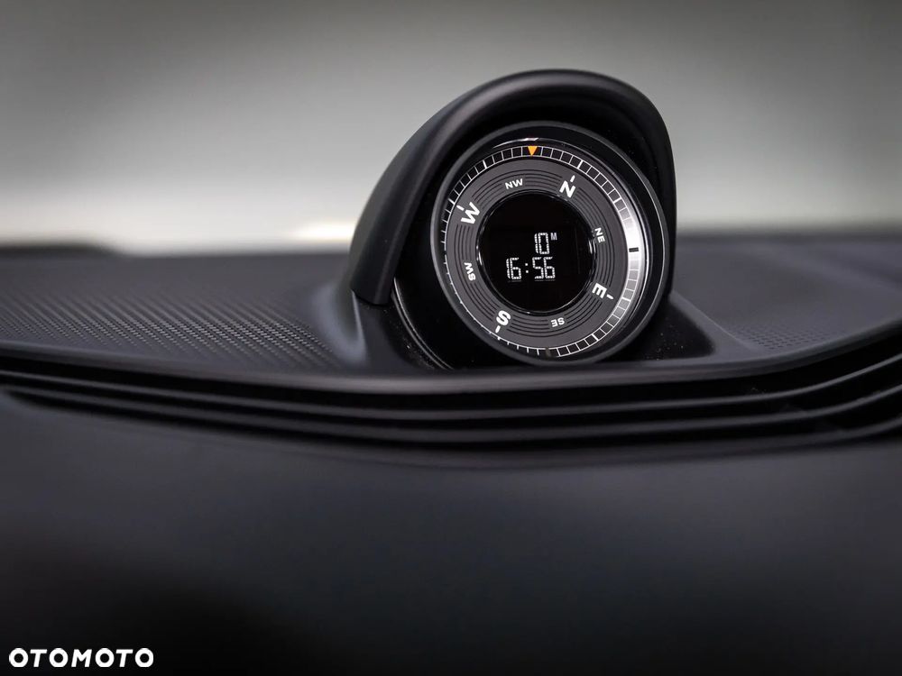 Porsche Taycan 4S - 15