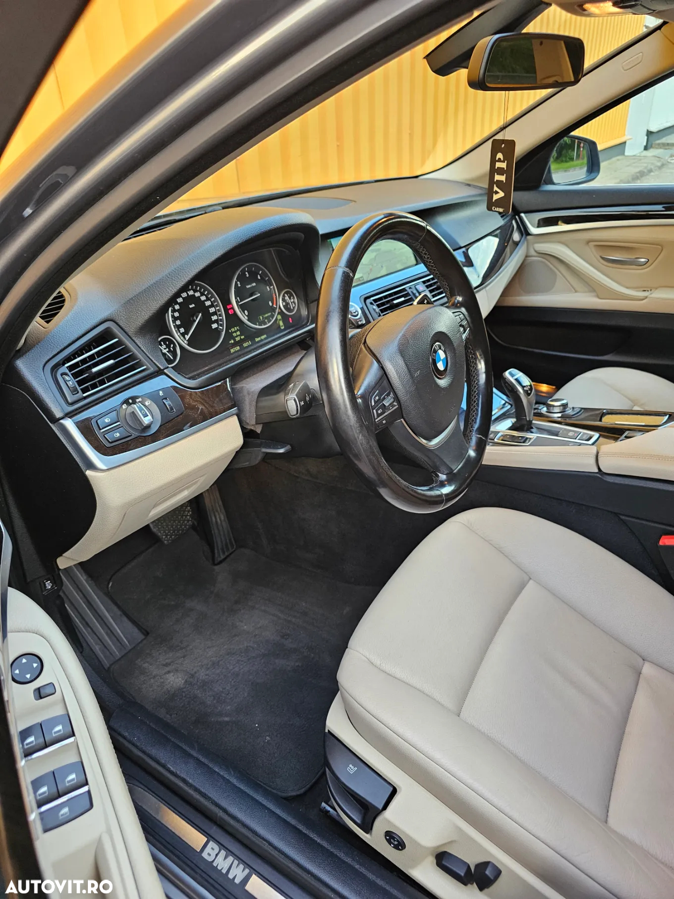 BMW Seria 5 520d - 8