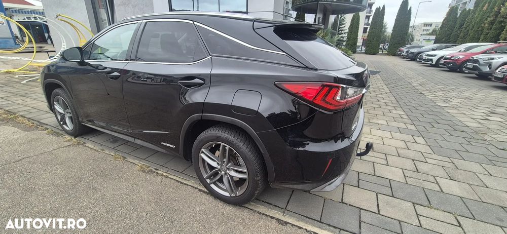 Lexus Seria RX - 3