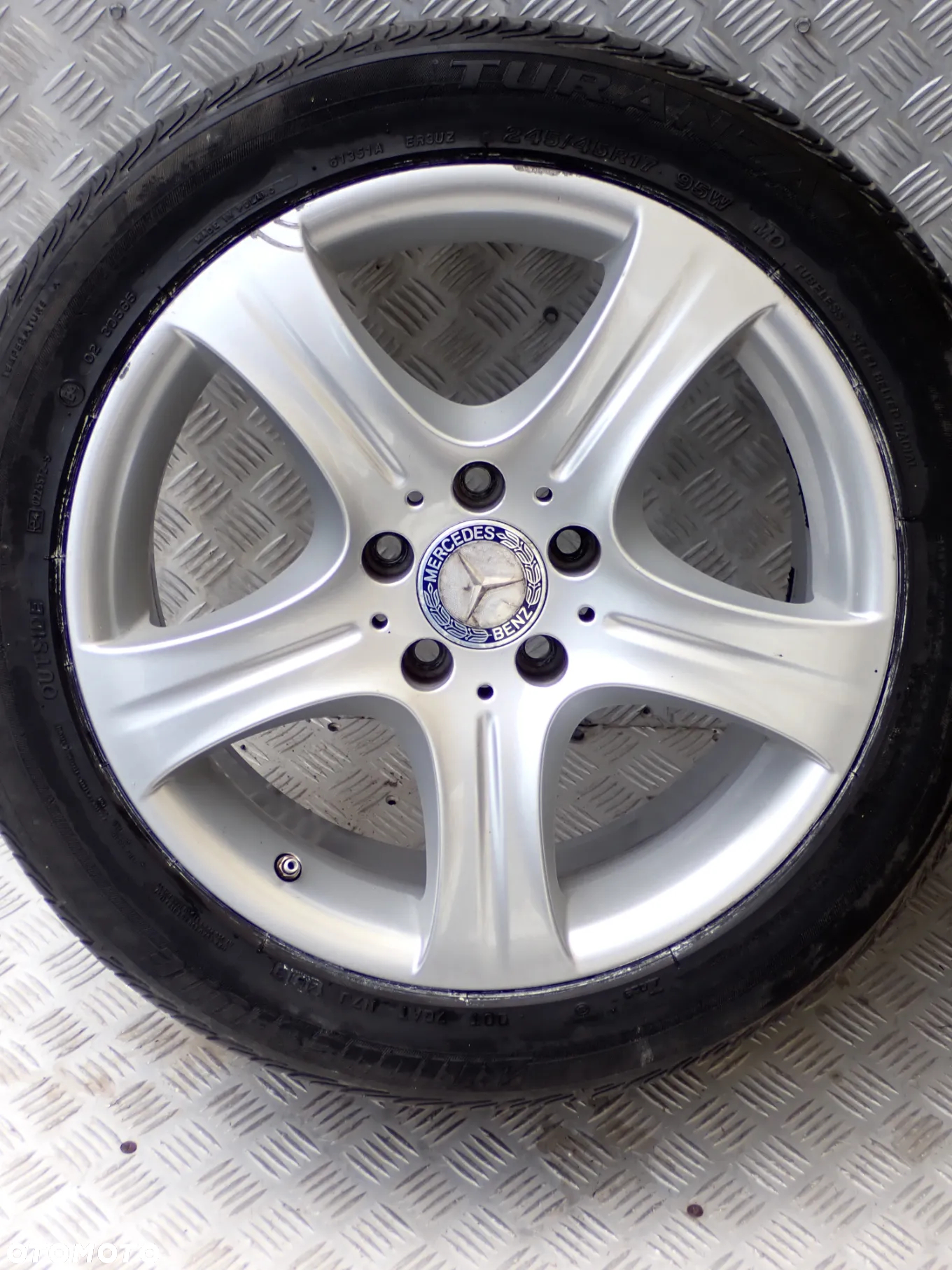 KOŁA FELGI ALUMINIOWE MERCEDES 8,5JX17  ET 48  5X112  A2124015902 Z OPONAMI LATO 245/45/17 1600 ZŁ - 4