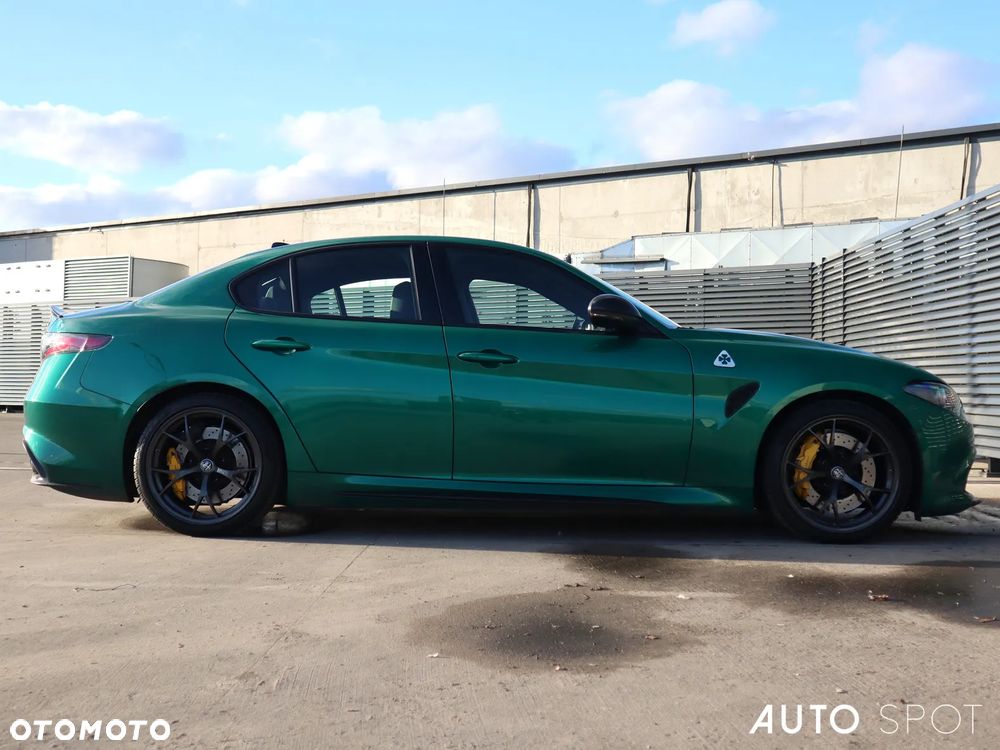 Alfa Romeo Giulia 2.9 Bi Turbo V6 Quadrifoglio - 9