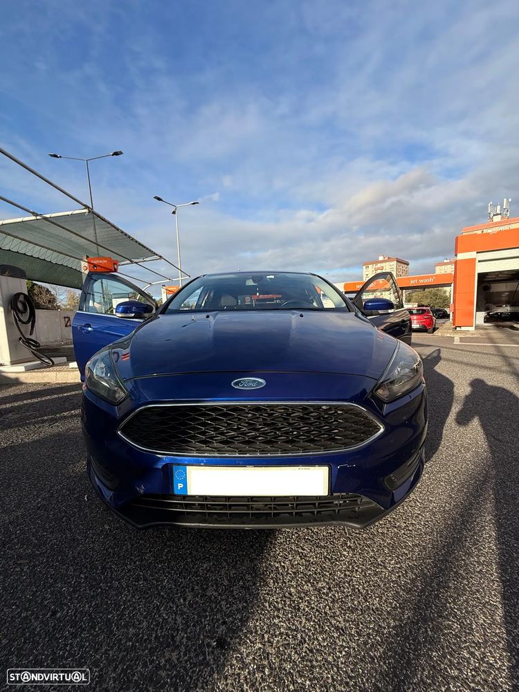 Ford Focus 1.0 EcoBoost 99g S&S Titanium - 3