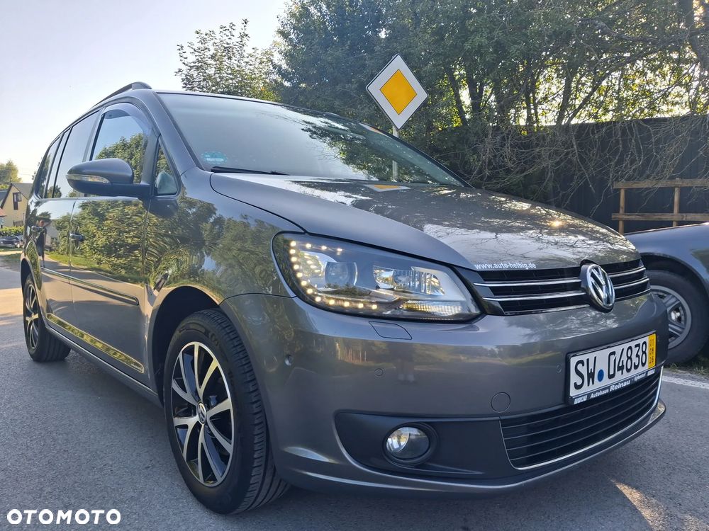Volkswagen Touran - 2