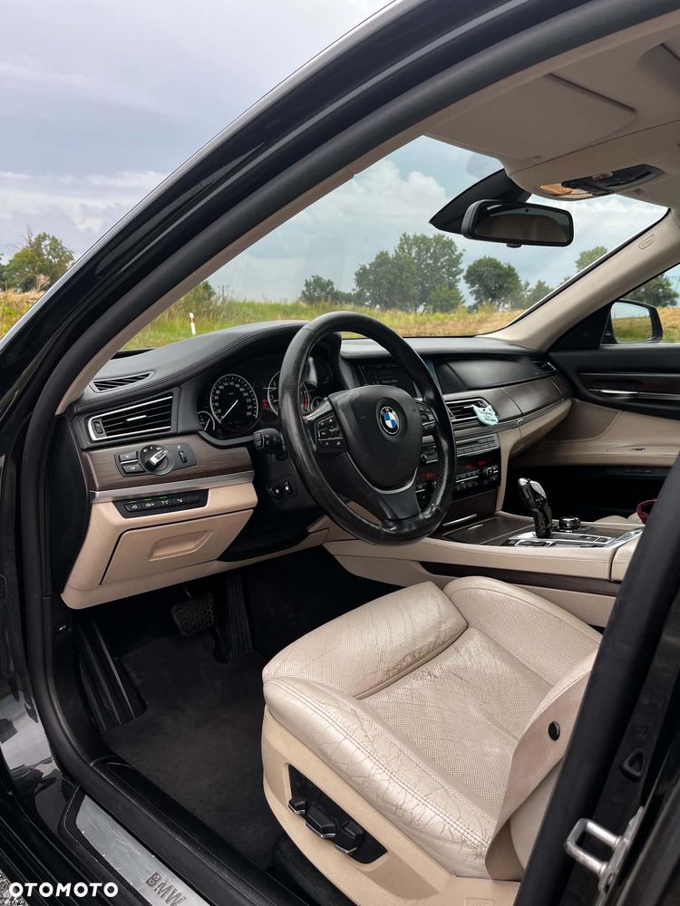 BMW Seria 7 730d - 15