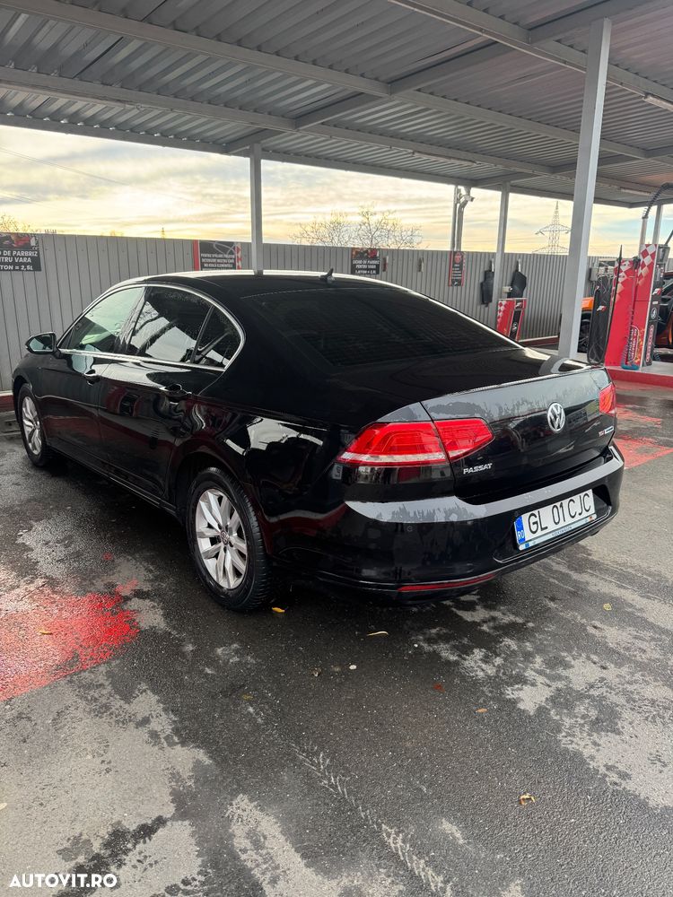 Volkswagen Passat 1.6 TDI (BlueMotion Technology) DSG Comfortline - 3