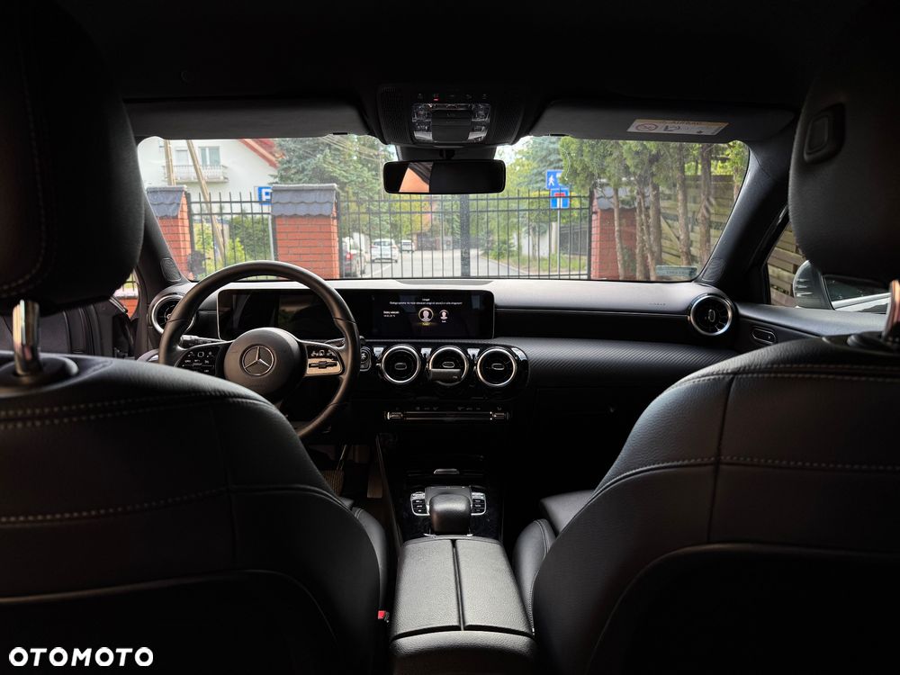 Mercedes-Benz Klasa A 180 d 7G-DCT - 14