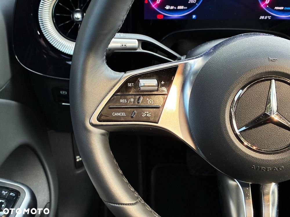 Mercedes-Benz CLA 200 mHEV 8G-DCT - 11