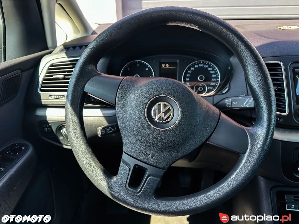 Volkswagen Sharan - 36