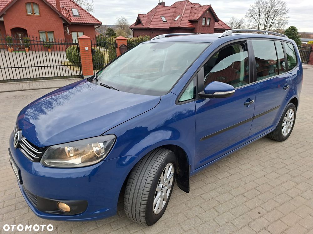 Volkswagen Touran - 8